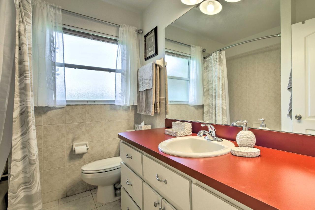 Rainbow River Oasis With Kayaks And Furnished Sunroom! 두넬론 외부 사진